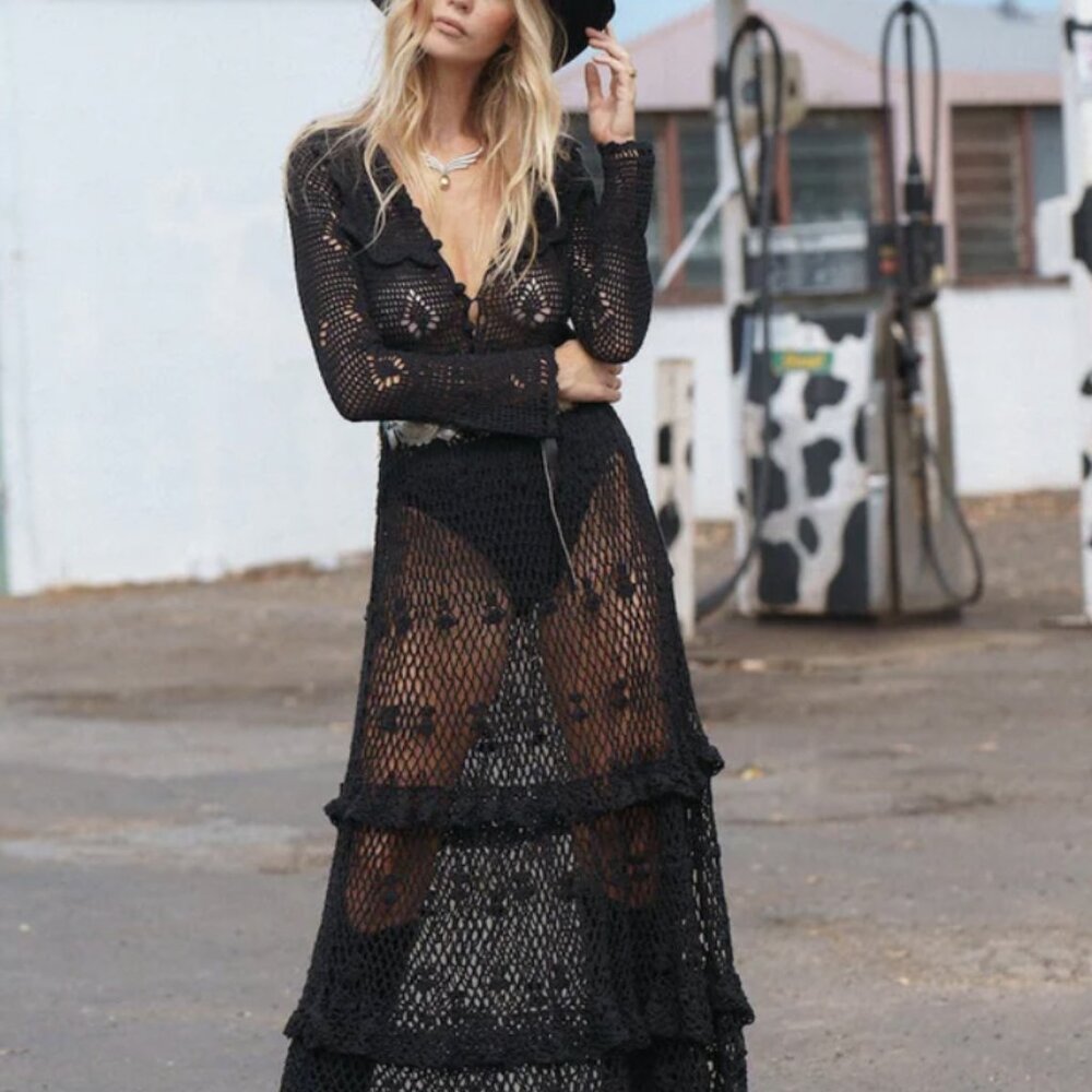 NWT Chasing Unicorns Fire On The Mountain Crochet Ruffle Maxi Dress Black - Picture 8 of 10